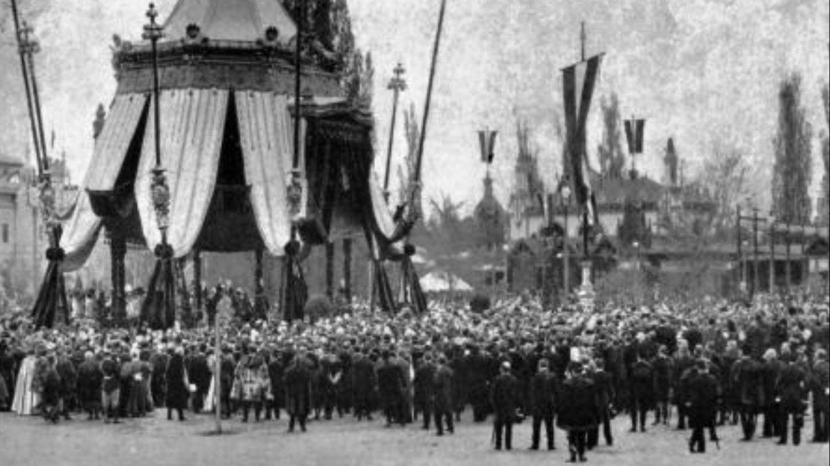 Millennium1896_a megnyitás napja_Wikipedia-atmeretezve-nagy-meretre (1).jpeg